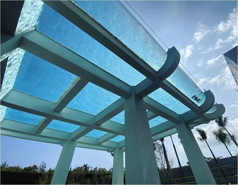 acrylic glass swimming pool