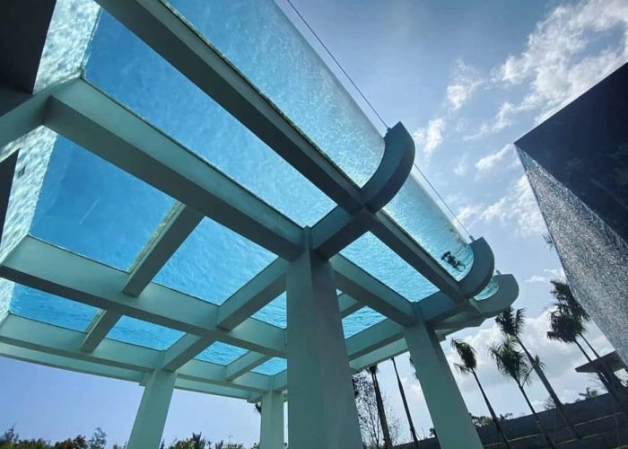 glass wall pool